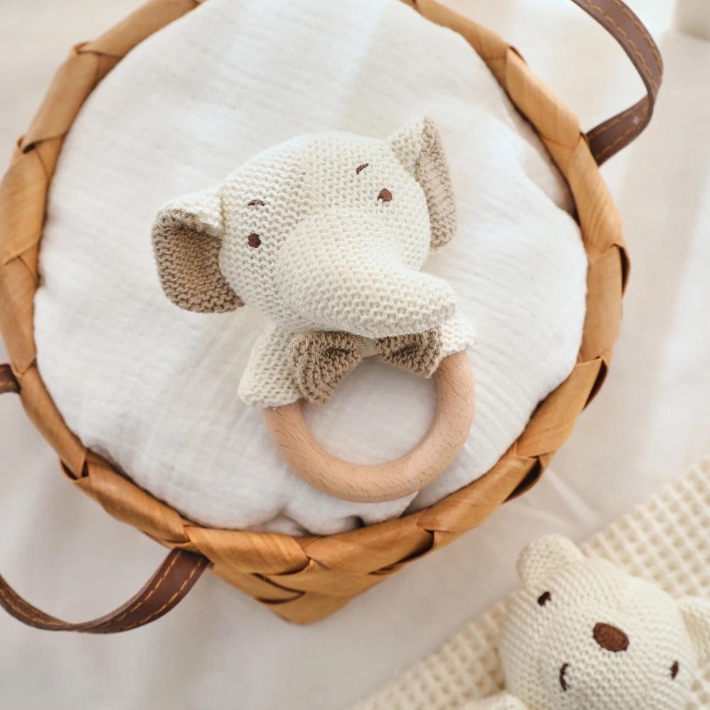 Baby Rattle Toys Cute Bear Crochet Animal Toys Cartoon Wooden Teether Baby Mobile Crib Product Wooden Newborn Rattle Toys