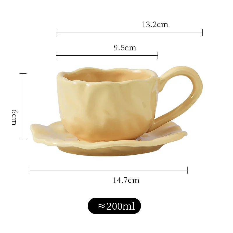 200ml Black Red Macaroon Creative Hand Squeezed Pinched Ceramic Coffee Mug Cup With Saucer For Cafe Restaurant Table Decor 1 PC