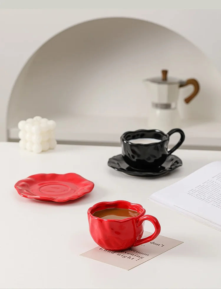 200ml Black Red Macaroon Creative Hand Squeezed Pinched Ceramic Coffee Mug Cup With Saucer For Cafe Restaurant Table Decor 1 PC