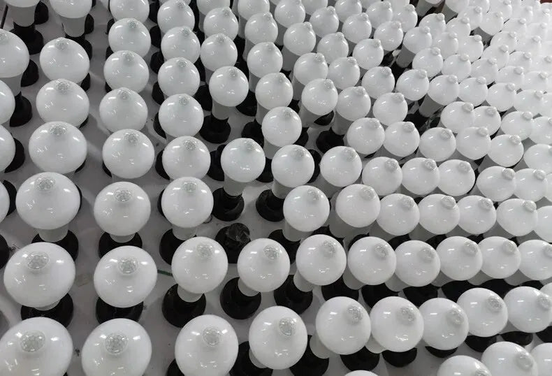 PIR Motion Sensor LED Light Bulb 220V 110V 12W 18W Smart Bulb Motion Activated ON/OFF Home Lights Lamp with Motion Sensor