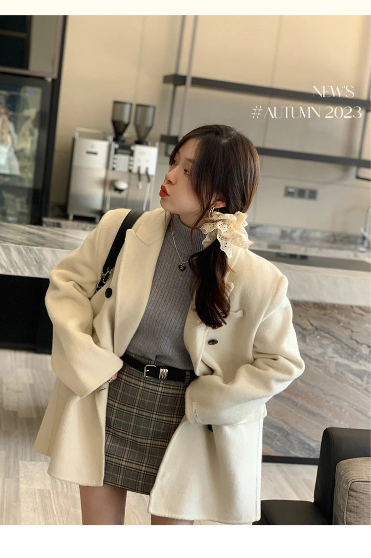 Women's Turtleneck Sweater Winter 2025 Retro Red with Velvet Lining Thickened Inner Wear Thermal Knitting Bottoming Shirt