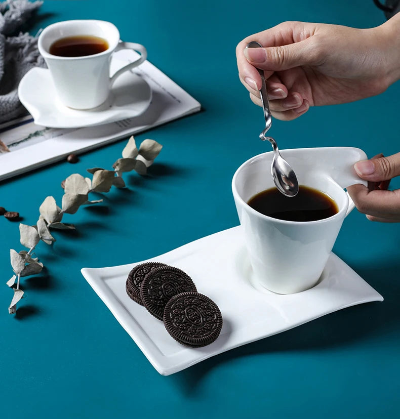 European Wave Porcelain Coffee Cup and Saucer Set White Ceramic Coffee Cup Breakfast Cup with Saucer Modern Home Decoration
