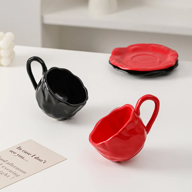 200ml Black Red Macaroon Creative Hand Squeezed Pinched Ceramic Coffee Mug Cup With Saucer For Cafe Restaurant Table Decor 1 PC